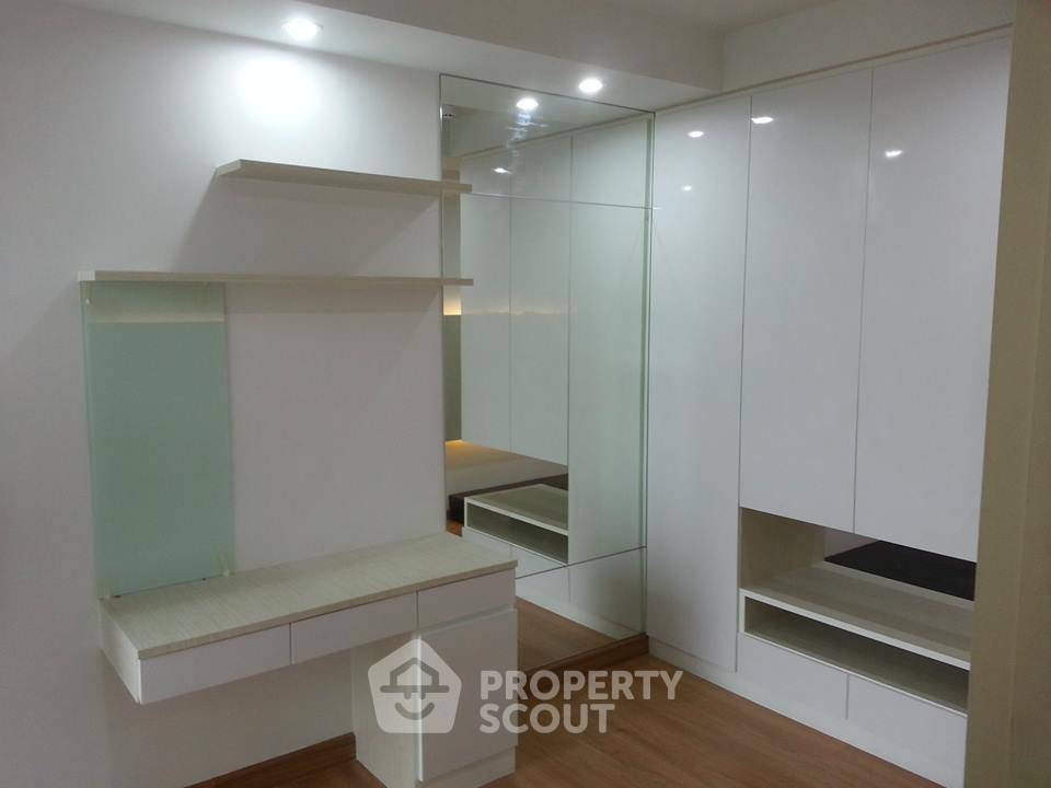รูป คอนโด 1 ห้องนอน ขาย ที่ ศุภาลัย ปาร์ค อโศก-รัชดา ชั้น 28 ใกล้ MRT พระราม 9 (ID 665950) - รูปที่ 2/13