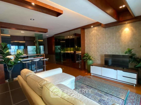 คอนโด 1 ห้องนอน ชั้นสูง 23 ห้องใหญ่ 105 ตร.ม. สาทร การ์เดนส์ ใกล้ MRT สีลม (ID 2487613)
