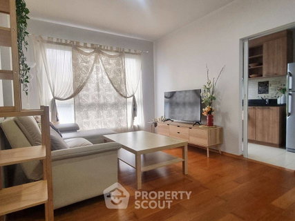 2-BR Condo Hive Taksin, 100m to BTS Wongwian Yai, 8th Floor (ID 2363976)