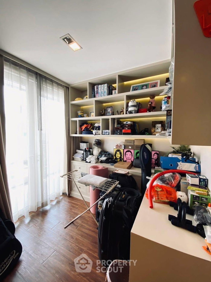 picture 3-BR 250 Sqm Condo At Benjasri Condominium, 12A Floor, BTS Phaya Thai (ID 2885205) - 15/42