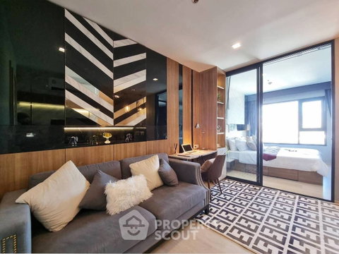 High-Floor 1-BR Condo at Life One Wireless near BTS Phloen Chit (ID 2740742)