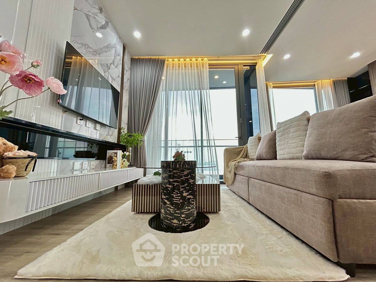 รูป คอนโด 1 ห้องนอน ชั้น 42 ที่ AROM WONGAMAT ใกล้ Sanctuary Of Truth (ID 2202106) - รูปที่ 7/33