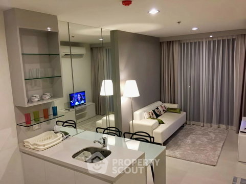 คอนโด 1 ห้องนอน Rhythm สุขุมวิท 42 ใกล้ BTS เอกมัย 200 ม. 📍 (ID 2857836)