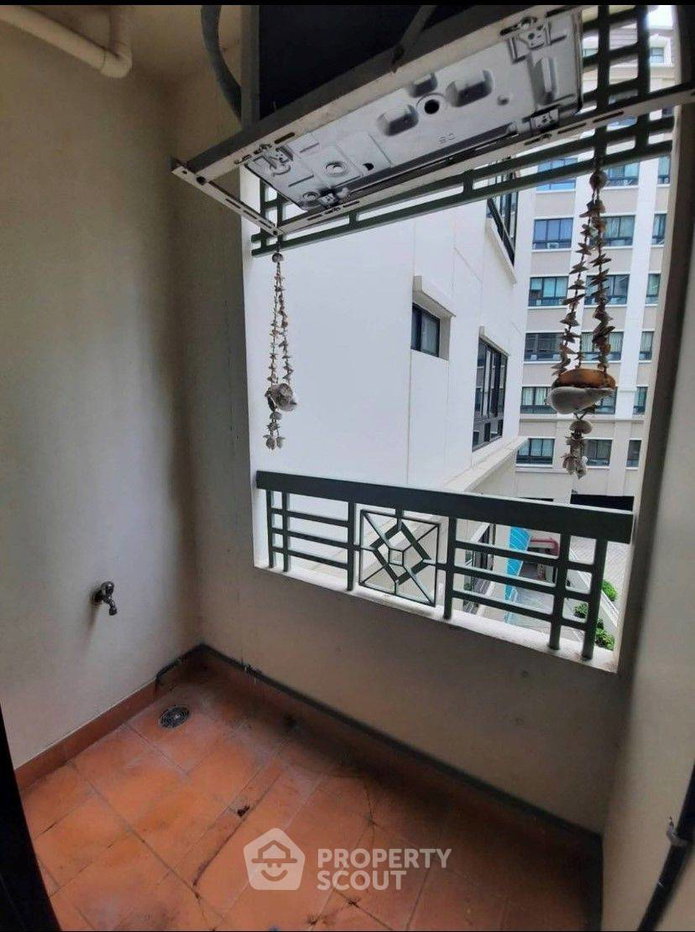 picture 1-BR Condo 41 Sqm On 4th Floor At Lumpini Place Narathiwas Ratchanakarin (ID 1166230) - 5/9