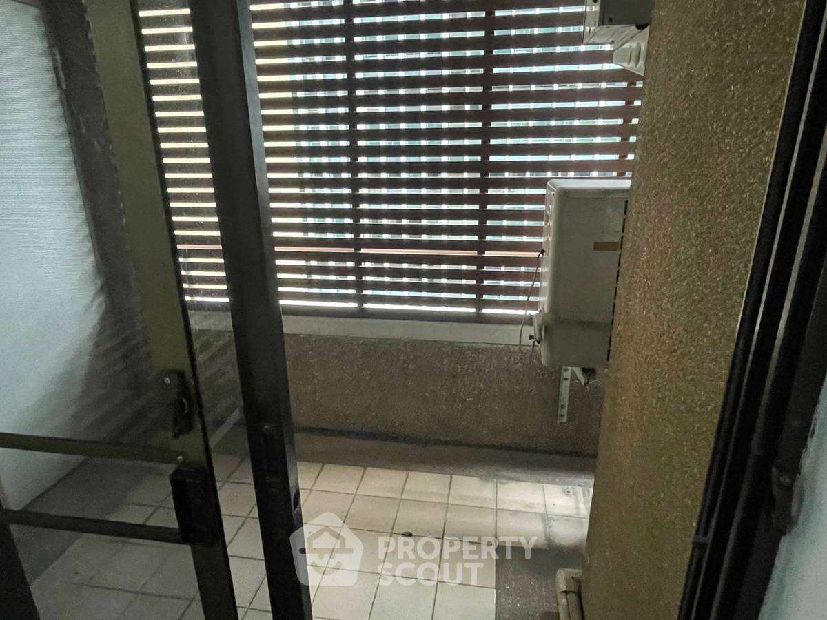รูป คอนโด 1 ห้องนอน โครงการ Asoke Tower ห่าง MRT เพชรบุรี 400 ม. พื้นที่ 78 ตร.ม. (ID 2683377) - รูปที่ 5/6