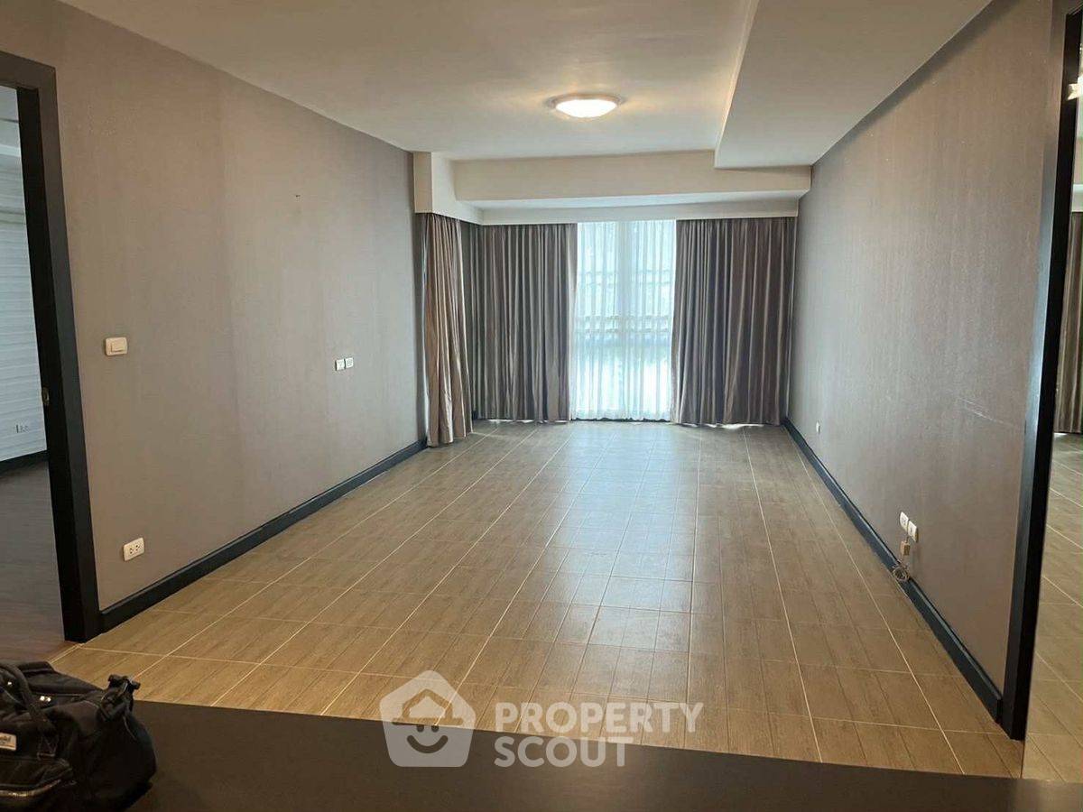 รูป คอนโด 2 ห้องนอน 95 ตร.ม. ใน Harmony Living Paholyothin 11 ใกล้ BTS สะพานควาย (ID 2437686) - รูปที่ 1/6