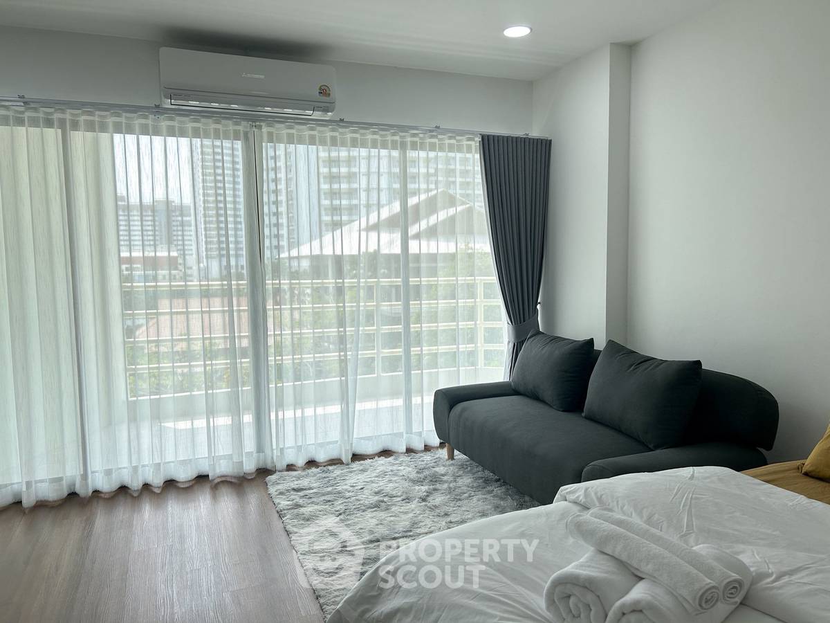 รูป คอนโด 1 ห้องนอน View Talay 5 Condominium Jomtien (ID 2319326) - รูปที่ 2/7