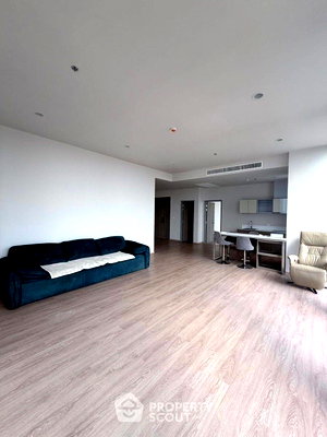 Condos for rent : 3-BR 188 Sqm Condo For Rent At The Issara Sathorn, Thung Maha Mek (ID 2904480)