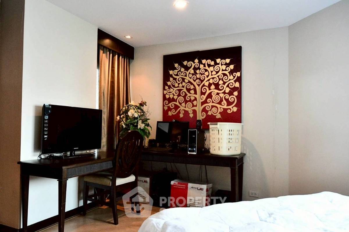 รูป คอนโด 3 ห้องนอน ชั้น 33 ขนาด 230 ตร.ม. สาทร การ์เดนส์ ใกล้ MRT สีลม (ID 2827925) - รูปที่ 17/26