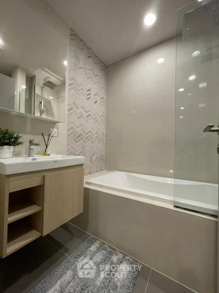 รูป คอนโด 1 ห้องนอน โอกะ เฮาส์ สุขุมวิท 36 ชั้น 32 ใกล้ BTS ทองหล่อ (ID 2957516) - รูปที่ 5/6
