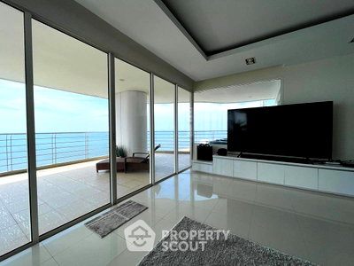 Condos for sale : 3-BR 268 Sqm Condo, La Royale Beach Condo, High-Floor (ID 1879662)