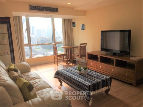 2-BR 80 Sqm Condo In The Trendy Condominium, 200m to BTS Nana (ID 809572)