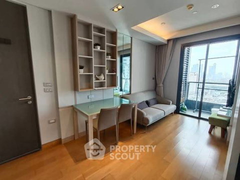 คอนโด 1 ห้องนอน ที่ลุมพินี 24 ชั้น 20 ใกล้ BTS พร้อมพงษ์ (ID 2643627)