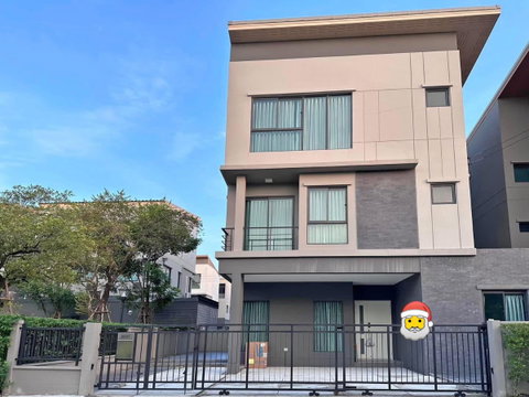 🏡 ให้เช่า บ้านกลางเมือง รามอินทรา 83 สเตชั่น 4 ห้องนอน 4 ห้องน้ำ หลังมุม ติดสวน วิวสวยมาก  📍ใกล้ MRT สายสีชมพู สถานีรามอินทรา 83 พร้อมเข้าอยู่  