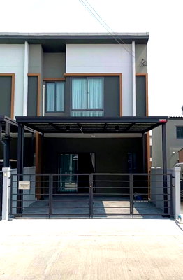 Townhouses for sale : 🔥 Corner townhome for sale Complete furniture and electrical appliances Ready to move in 🔥 Pleno Town Bangna-Km.24