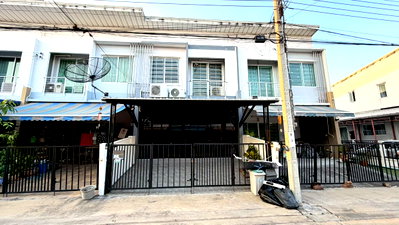 Townhouses for sale : 🔥 For Sale Pleno Ekachai-Kanchanaphisek near Expressway Access