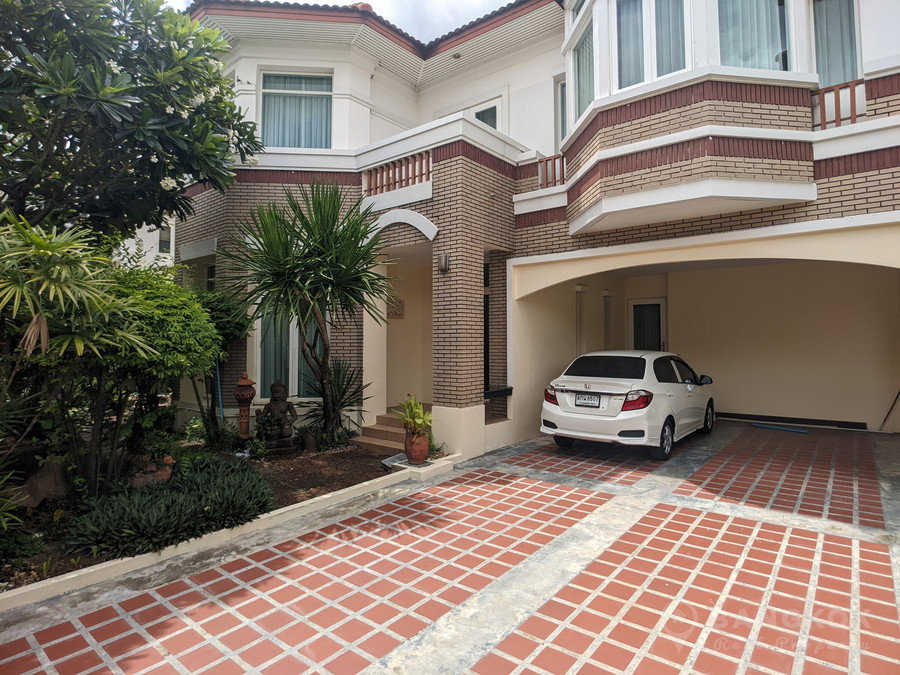รูป บ้านเดี่ยวสไตล์โมเดิร์นหรู 3 ห้องนอน ให้เช่า l เดอ วิลล์ ศรีนครินทร์ - รูปที่ 21/27