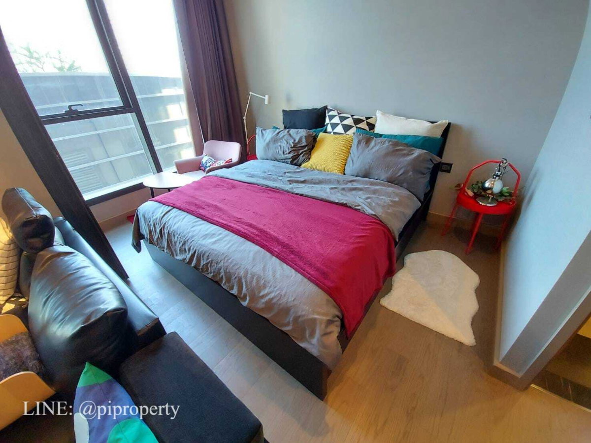 รูป ให้เช่าห้องชุด 1 ห้องนอน ตกแต่งครบครัน ในโครงการ Esse at Shingha Complex ชั้นล่าง เดินทางสะดวกจากอโศก - พระราม 9 และอาคารสำนักงาน Singha Complex - รูปที่ 6/26