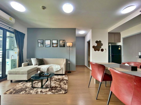 ✨ Spacious Corner Unit! Condo for Rent at IDEO Q Phahol - Saphankhwai | 2 Bedrooms | 65 sq.m. | High Floor