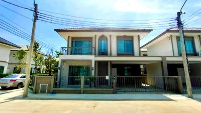 เช่าบ้านแฝด แม็คโคร บางบัวทอง : 🏡✨ ให้เช่าบ้านแฝด — เสนา วิลเลจ วงแหวน–บางบัวทอง บ้านหลังใหญ่ เฟอร์ครบ พร้อมอยู่ ฟรีอินเตอร์เน็ต