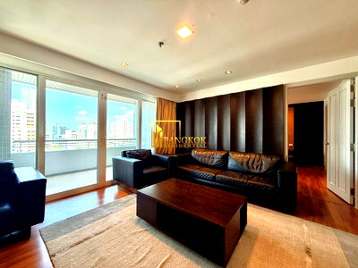 Apartment building for rent Sukumvit 49 : Luxurious 3 Bedroom Thonglor Apartment For Rent - BR0842AP
