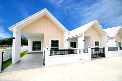 เช่าบ้านเดี่ยว พรีเมี่ยม เอาท์เล็ท เชียงใหม่ :  R-089 บ้านเช่าสไตล์มินิมอล นอร์ดิก บรรยากาศดี เงียบสงบ ใกล้เมือง🏡