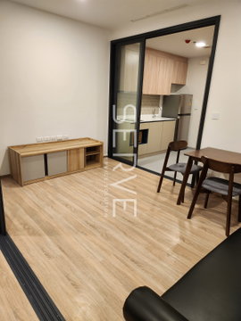 1 Bed Large Room  City view Fully furnished Good Location Close to BTS & ARL Phaya Thai @ XT Phayathai