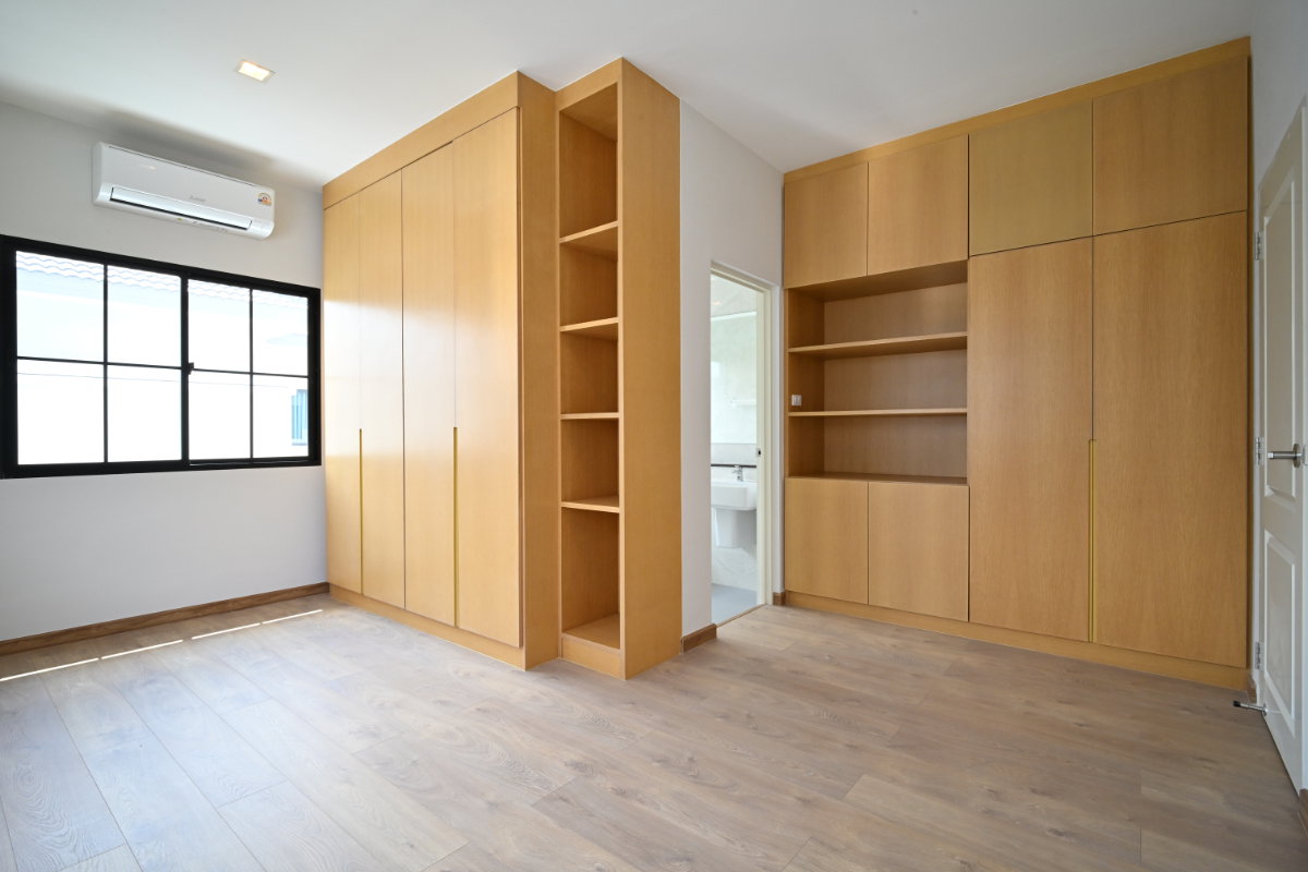 รูป ขายบ้านเดี่ยวหลังมุม ลัดดารมย์ พุทธมณฑลสาย 3 Built-in ใหม่ทั้งหลัง ไม่เคยเข้าอยู่ ใกล้มหิดล ศาลายา - รูปที่ 15/20