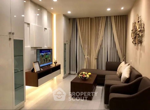 ห่าง BTS เพลินจิต เพียง 100 ม. | 1 ห้องนอน Noble Ploenchit (ID 2317253)