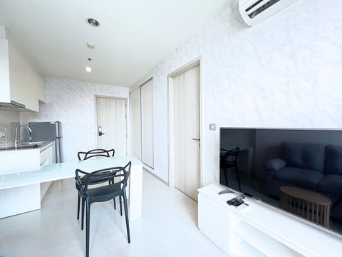 Condo for rent in Rhythm Sukhumvit 42 (BTS Ekkamai)