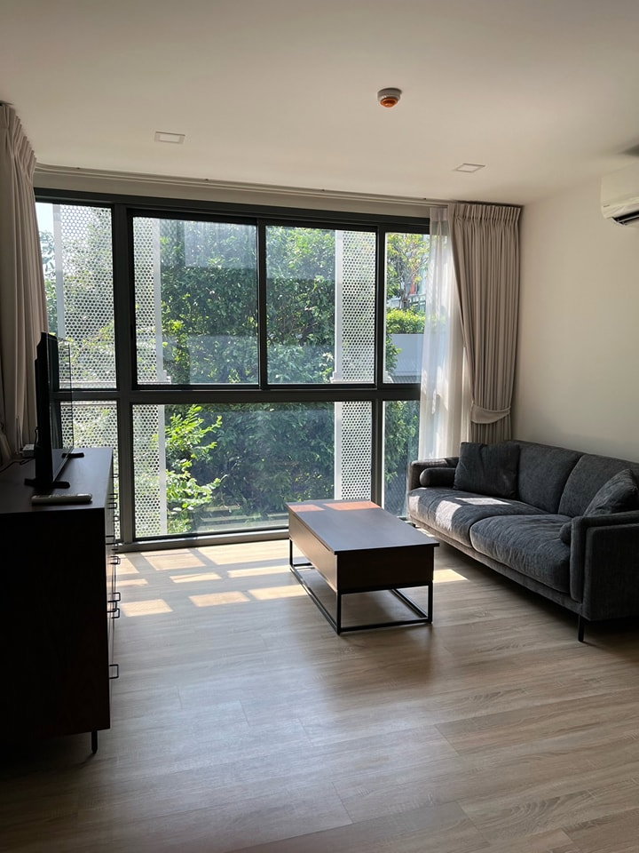 For rent luxury 2 bedroom in Ekkamai