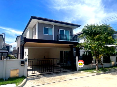 บ้านเดี่ยวให้เช่า : 🏡✨ ให้เช่าบ้านเดี่ยว Centro บางนา–ศรีนครินทร์ 4 ห้องนอน 4 ห้องน้ำ หลังสวย พร้อมอยู่ ทำเลศักยภาพ ใกล้ Mega Bangna เพียง 5 นาที✔️ รับสัตว์เลี้ยง