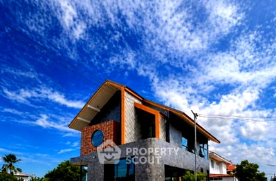 Houses for sale : Pet-Friendly 4-BR House For Sale, Baan Parattana Pavilion Rama 5, Bang Khu Wiang (ID 2957607)