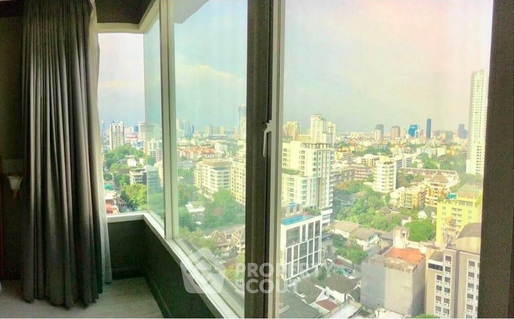 รูป คอนโด 3 ห้องนอน 133 ตร.ม. ชั้น 20 ในโครงการ บ้านสิริ 31 ใกล้ MRT สุขุมวิท (ID 2961927) - รูปที่ 16/17