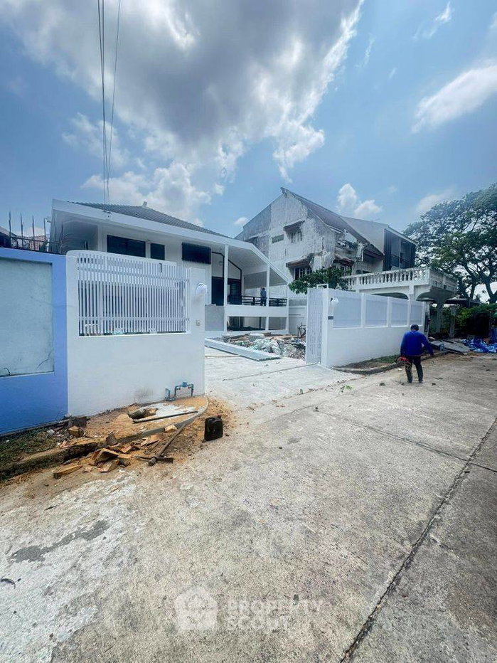 รูป บ้านเช่า 4 ห้องนอน ในแถบประเวศ กรุงเทพ | เลี้ยงสัตว์ได้ (ID 2961953) - รูปที่ 10/12