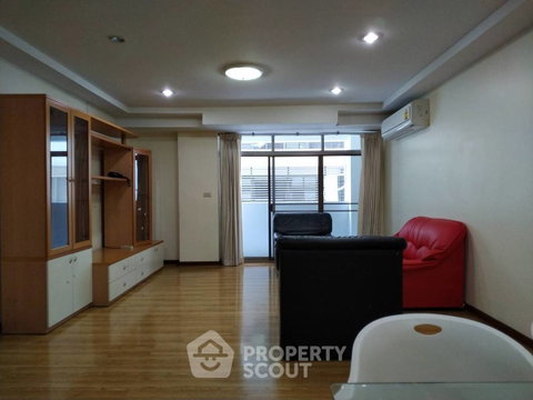 3-BR 120 Sqm Condo In Royal Castle Sukhumvit, 400m To BTS Phrom Phong (ID 882762)