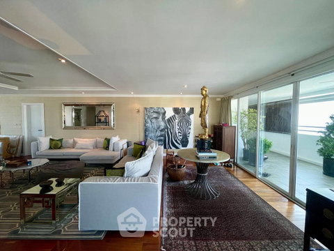 3-BR 252 Sqm Regent On The Park 3 For Sale, MRT Phetchaburi (ID 2025883)