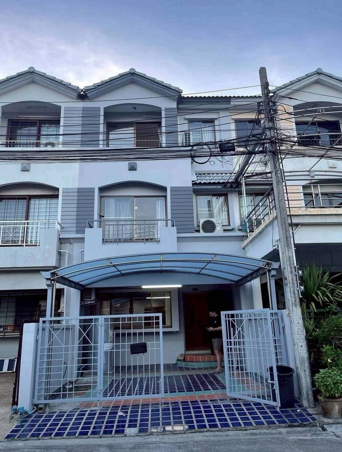 รูป 🔥ขาย ทาวน์เฮ้าส์ 3 ชั้น บ้านกลางเมือง พระรามเก้า ซอย 43 ทำเลใจกลางเมือง หน้าสวนสวย ใกล้ห้าง ✅ลงทางด่วนถึงเลย สามารถจดทะเบียนออฟฟิศได้ - รูปที่ 1/19
