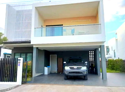 เช่าบ้านเดี่ยว ศาลหลักเมืองจังหวัดเชียงใหม่ : ปล่อยเช่าบ้านหรูบ้านหลังใหญ่ ม.ปาล์มวิวโชตนาข่วงสิงห์ บ้านใกล้นิมมาน , เมญ่า , มช. เดินทางสะดวกมาก บ้านใกล้เมือง
