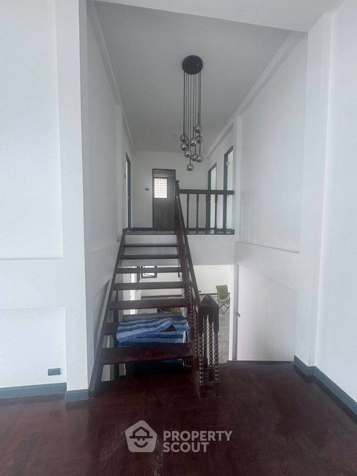 รูป บ้านเช่า 4 ห้องนอน ในแถบประเวศ กรุงเทพ | เลี้ยงสัตว์ได้ (ID 2961953) - รูปที่ 6/12