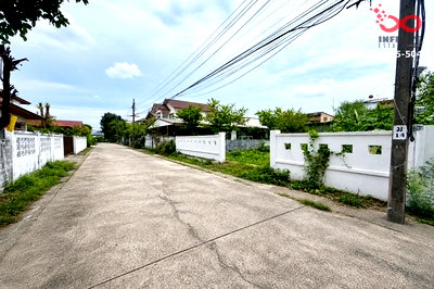 ที่ดิน วิทยาลัยศิลปหัตถกรรมกรุงเทพ : ขายที่ดิน 60 ตร.ว. ถนนนวมินทร์  ซอยนวมินทร์ 26 ถมแล้ว เหมาะสร้างบ้าน