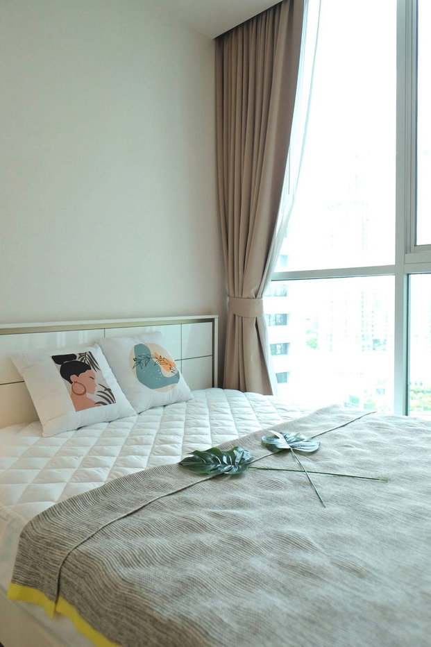 picture Noble Revolve Ratchada              2  - 7/10