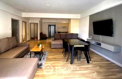 Condos for rent : Pet-Friendly 2-BR 160 Sqm Villa Bajaj Near MRT Sukhumvit 300m (ID 2828416)