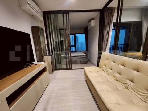 ▚ LJ191ツ ให้เช่า: Life Sathorn Sierra ✨ 1BR 35 ตร.ม. เฟอร์ครบ วิวรถไฟฟ้า+สระว่ายน้ำสวยเต็มตา พร้อมเข้าอยู่