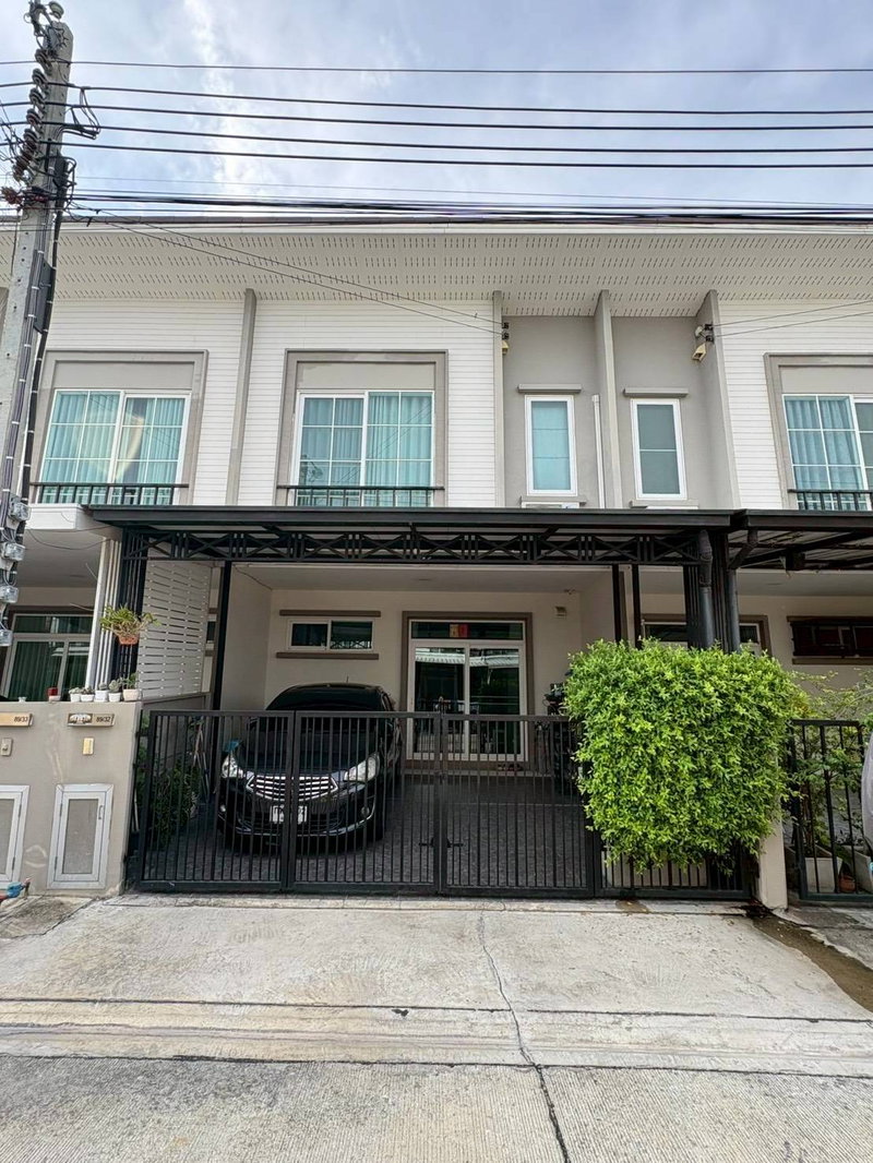 ขายทาวน์โฮม : ขายทาวน์โฮม 2 ชั้น หมู่บ้าน Gusto เพชรเกษม 69-กาญจนาภิเษก พร้อมเฟอร์ และเครื่องใช้ไฟฟ้า พร้อมอยู่เลย