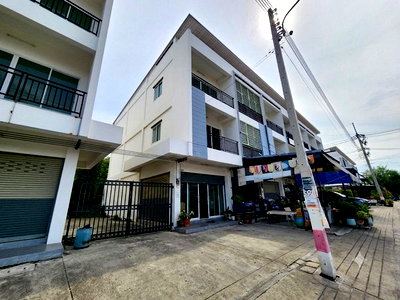 Shophouses for rent Muang Samut Sakhon Samut Sakhon : FOR RENT  COMMERCIAL BUILDING PROPERTY  12000 BAHT per MONTH