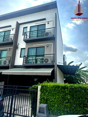 Townhouses for rent : ✨ For Rent: Baan Klang Muang Srinakarin-Onnut  ✨  💰 Only 35,000 THB/month