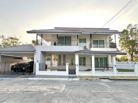 MHR150 บ้านเดี่ยวซื่อตรง บางบัวทอง 340 เฟอร์ฯ ใหม่ทั้งหลัง มีเรือนรับรองแยก เหมาะทำ Home Office!