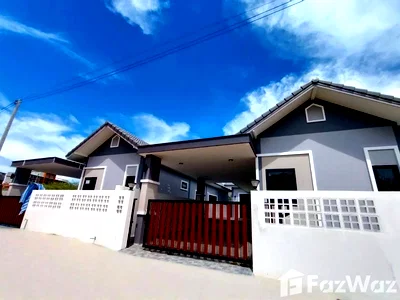 Houses for sale Hua Hin Bus Station : 3 Bedroom House for sale in Nong Kae, Prachuap Khiri Khan  6427996