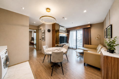 Best-Value 2BR Corner Condo in Ekkamai, 30.89% Below Market - U6151816